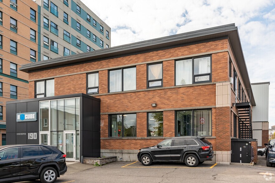 190 Rue Dorchester, Québec, QC à louer - Photo de l’immeuble – Image 3 sur 3