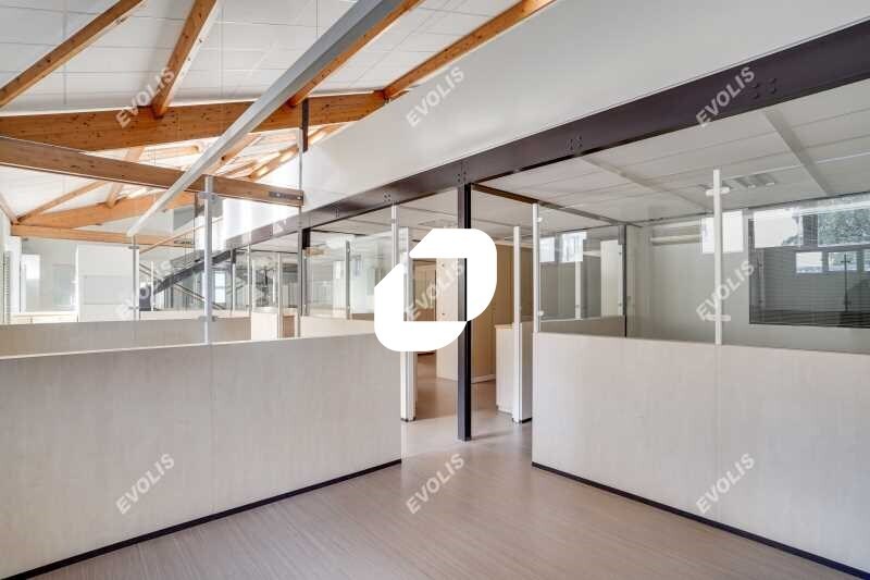 Bureau dans Montreuil à louer - Photo intérieure – Image 3 sur 12