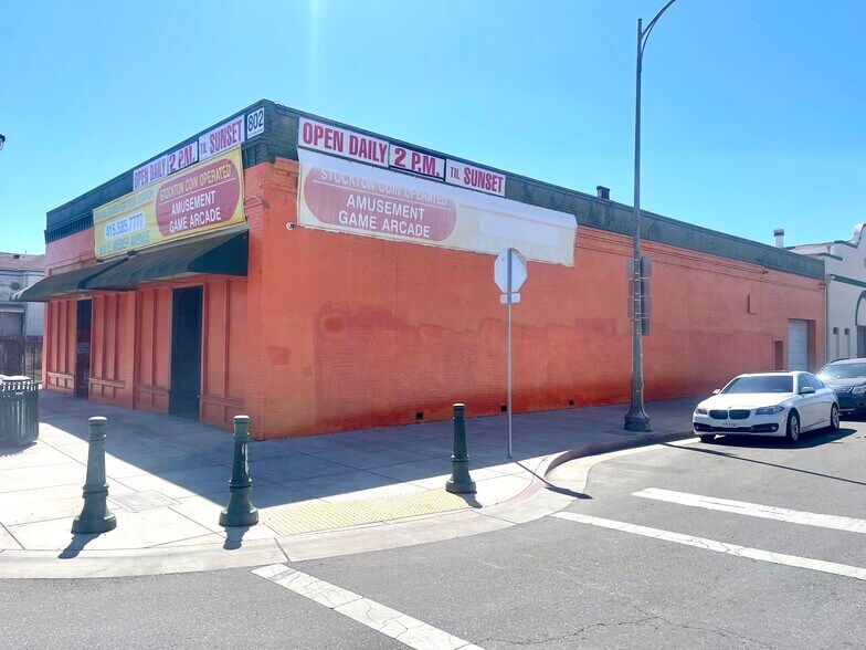 802 E Weber Ave, Stockton, CA à vendre - Photo de l’immeuble – Image 2 sur 17