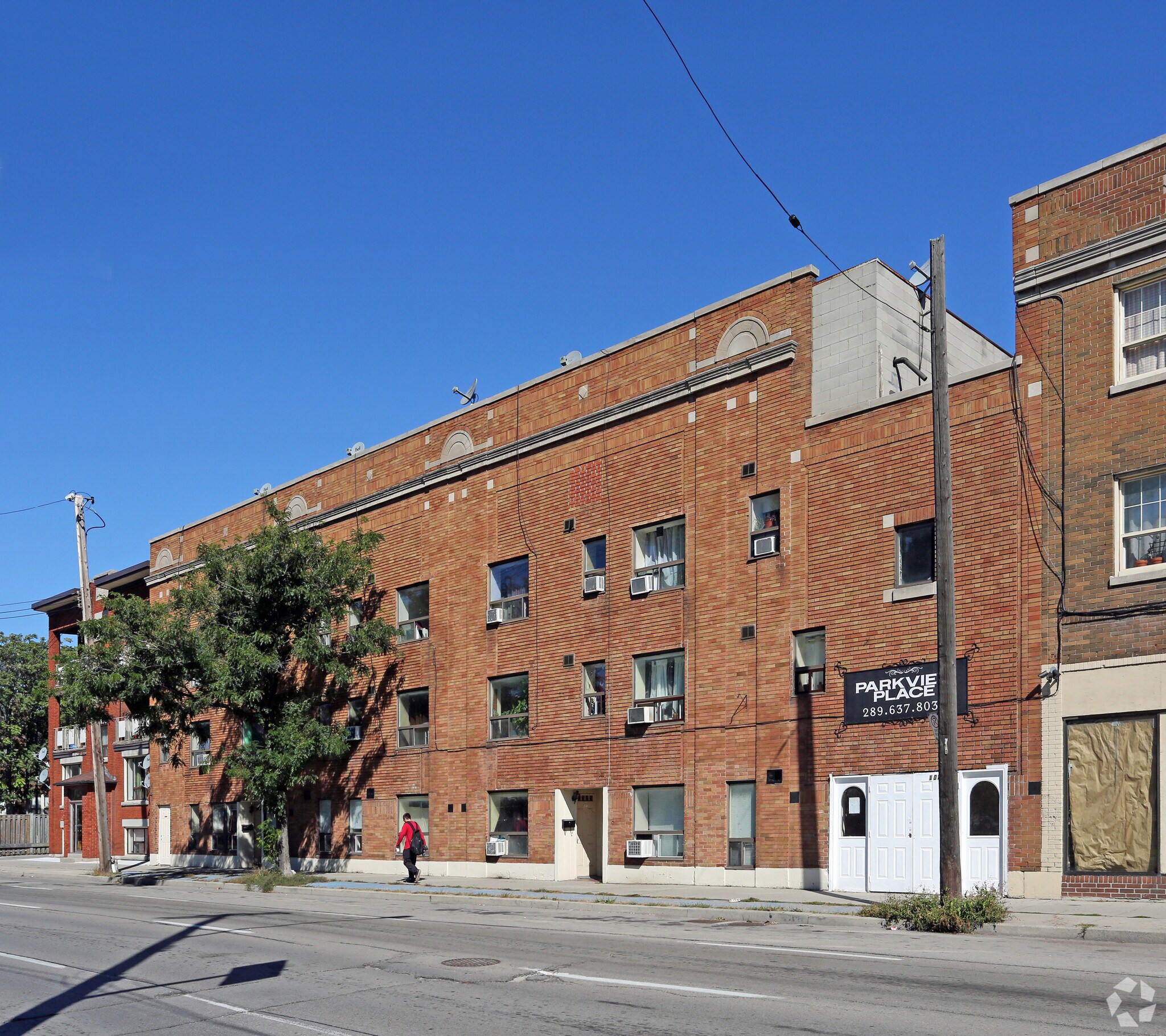 1083 Main St E, Hamilton, ON à vendre Photo principale– Image 1 sur 4