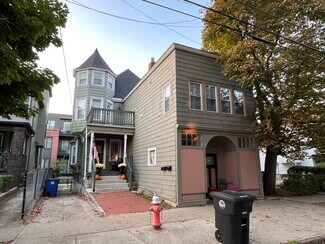 Plus de détails pour 7 Unit Murray Hill Portfolio W/Parking – Logement à vendre, Cleveland, OH