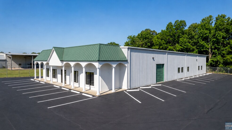 3050 W Tharpe St, Tallahassee, FL à louer - Photo de l’immeuble – Image 1 sur 14