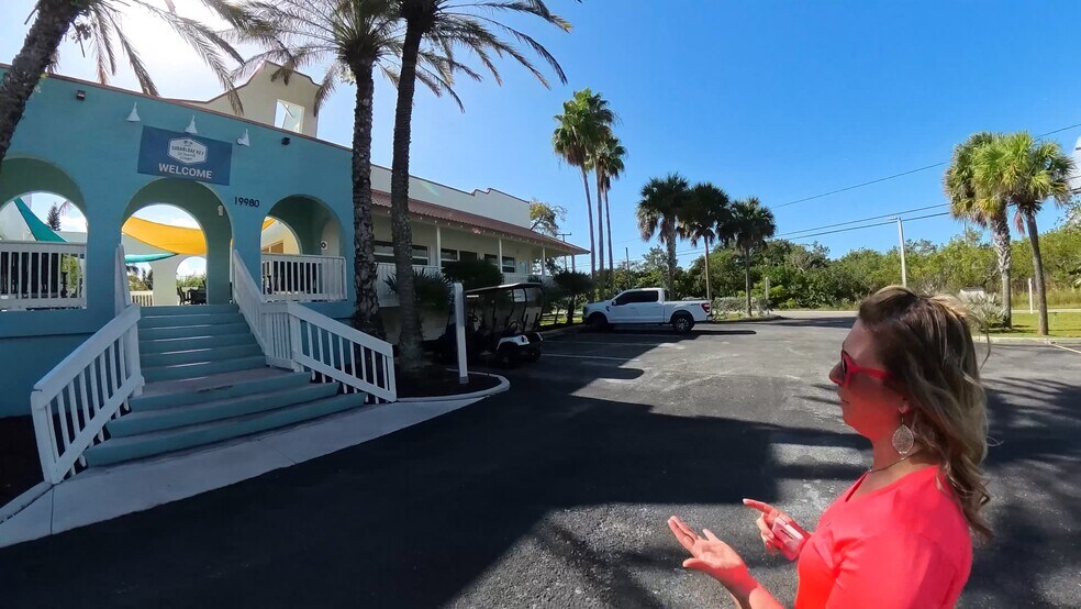 19950-19980 Overseas Hwy, Sugarloaf Key, FL à vendre - Vidéo sur l’annonce professionnelle – Image 2 sur 64