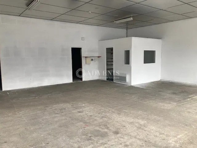 Bureau dans Périgueux à vendre - Photo de l’immeuble – Image 2 sur 6