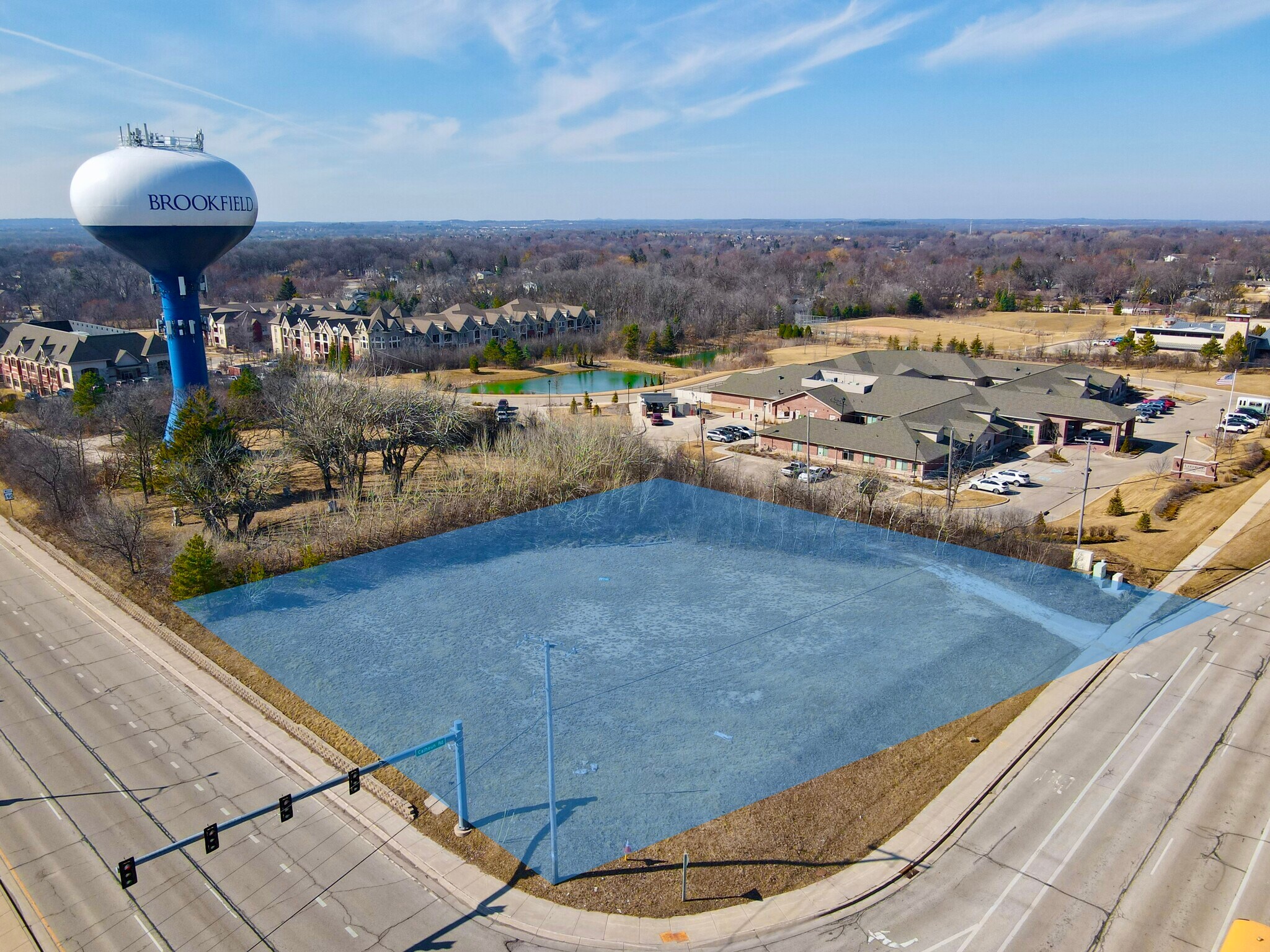 Capitol Drive & Calhoun rd, Brookfield, WI à vendre Photo principale– Image 1 sur 6