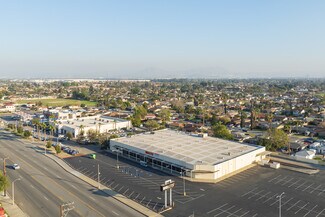 Plus de détails pour 17575 Foothill Blvd, Fontana, CA - Local commercial à louer