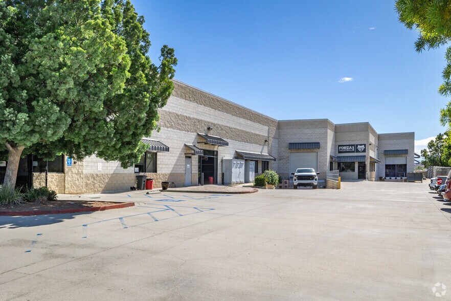 36580 Penfield Ln, Winchester, CA à vendre - Photo de l’immeuble – Image 3 sur 5