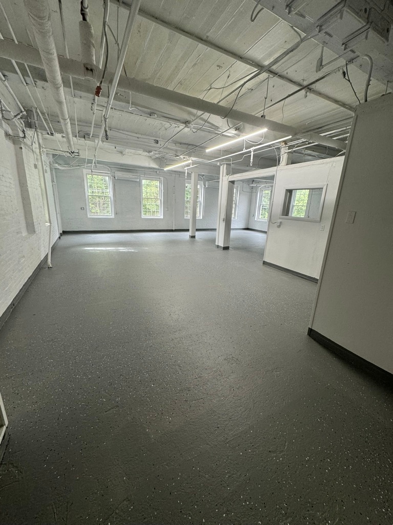 504 Hazard Ave, Enfield, CT à louer Photo intérieure– Image 1 sur 1