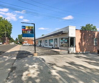 Plus de détails pour 729 Rue Saint Francois St, Florissant, MO - Local commercial à louer