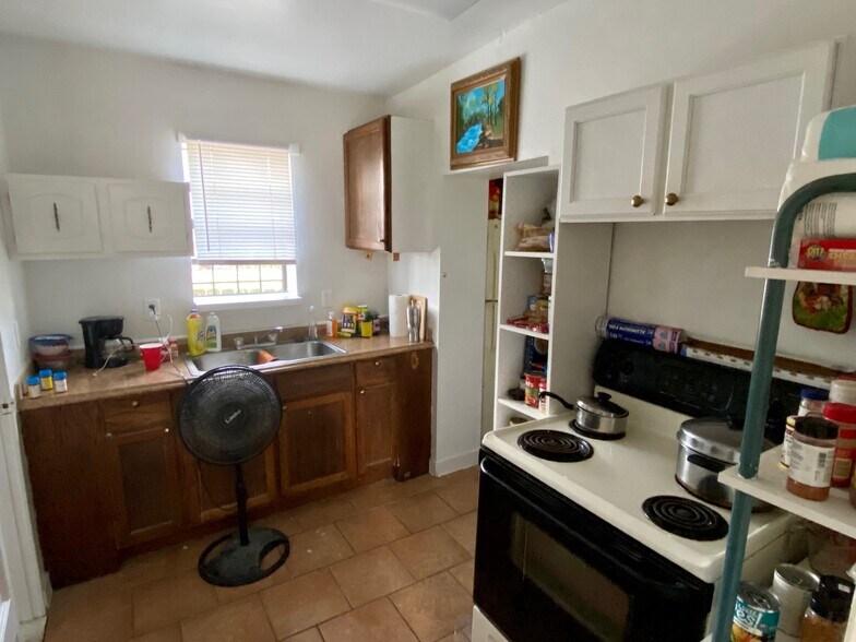 413 Vermont Ave, Daytona Beach, FL à vendre - Photo de l’immeuble – Image 2 sur 16