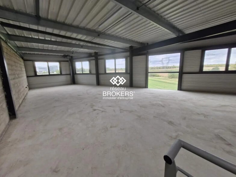 Industriel/Logistique dans Tremblay-en-France à louer - Photo intérieure – Image 2 sur 3