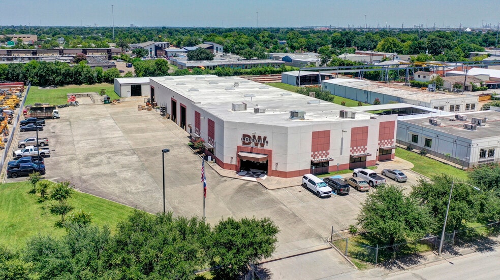 6287 Long Dr, Houston, TX à vendre - Photo de l’immeuble – Image 2 sur 10