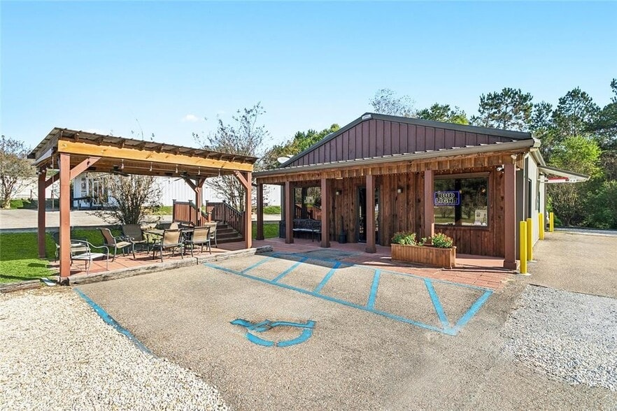 82004 Louisiana 25, Folsom, LA à vendre - Photo principale – Image 1 sur 1