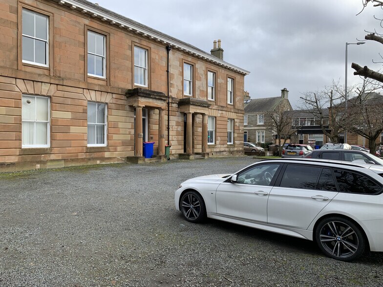 1 Racecourse Rd, Ayr à louer - Photo de l’immeuble – Image 2 sur 3