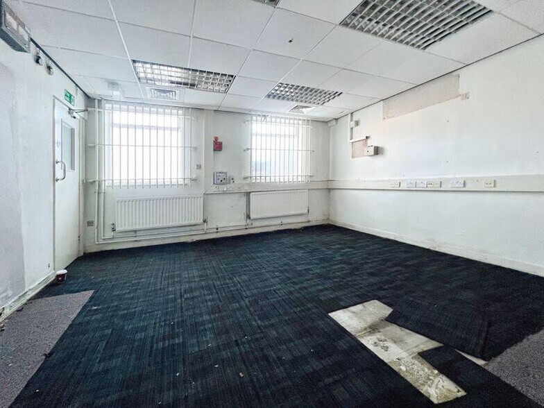 2-4 Bold St, Leigh à vendre - Photo de l’immeuble – Image 3 sur 18