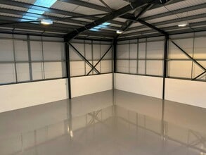 Evans Rd, Liverpool à louer Photo de l’immeuble– Image 2 sur 6