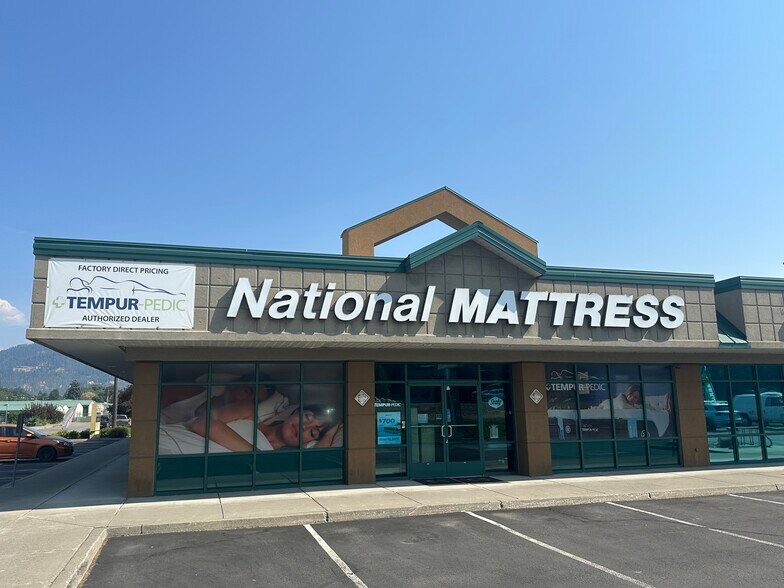 6235 N Sunshine St, Coeur d'Alene, ID à louer - Photo de l’immeuble – Image 1 sur 3