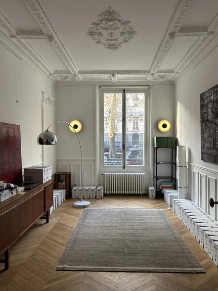 22 Boulevard Flandrin, Paris à louer - Photo de l’immeuble – Image 2 sur 12