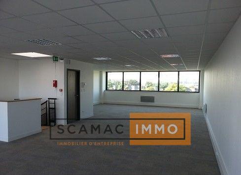 Industriel/Logistique dans Saint-Denis à louer - Photo intérieure – Image 1 sur 3