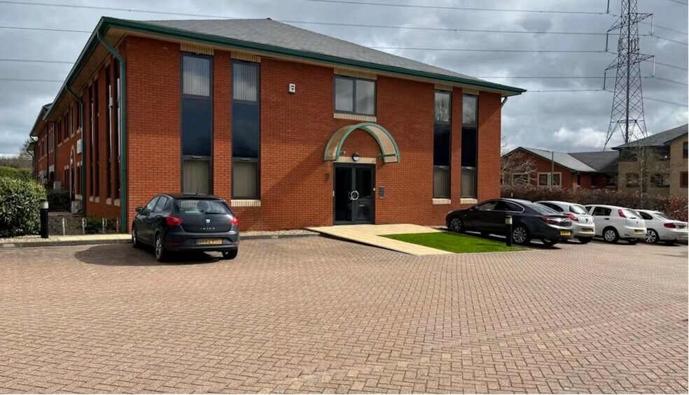 Smeaton Clos, Aylesbury à louer - Photo de l’immeuble – Image 3 sur 18