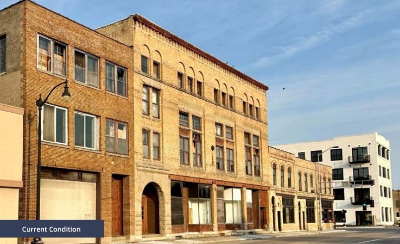 S Main Street & W 10th Avenue, Oshkosh, WI à vendre - Photo de l’immeuble – Image 3 sur 3