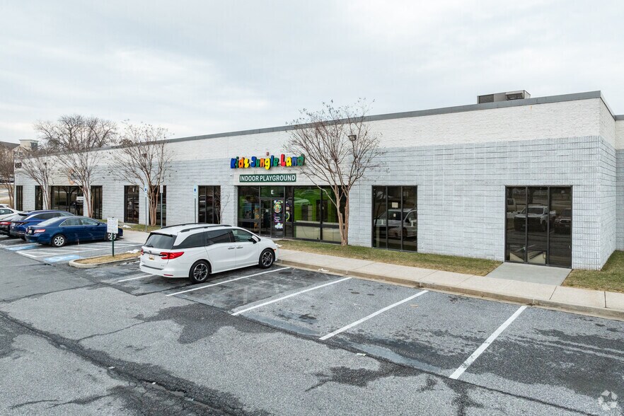 4969 Mercantile Rd, Baltimore, MD à louer - Photo de l’immeuble – Image 3 sur 6