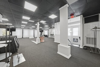 525-545 Main St, Laurel, MD à louer Photo intérieure– Image 1 sur 8