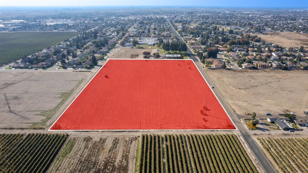 1000 Rose Ave, Selma, CA à vendre - Photo de l’immeuble – Image 2 sur 8