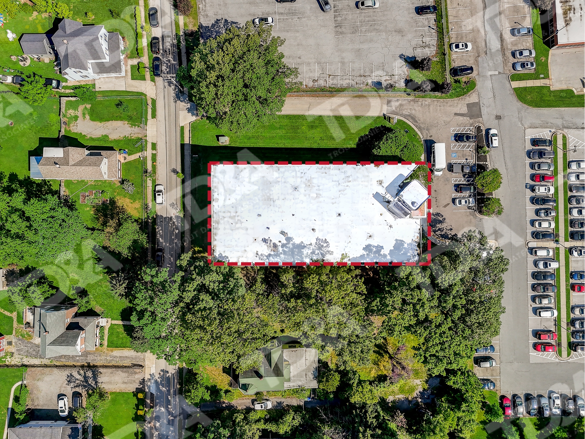 1001 Pine Heights Ave, Baltimore, MD à louer Photo principale– Image 1 sur 15