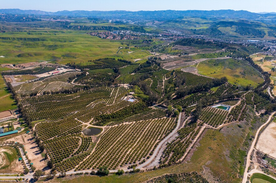 15000 Middle Ranch Rd, Moorpark, CA à vendre - Photo de l’immeuble – Image 2 sur 33