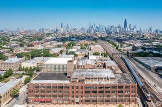 Plus de détails pour 401-435 N Western Ave, Chicago, IL - Industriel/Logistique à vendre