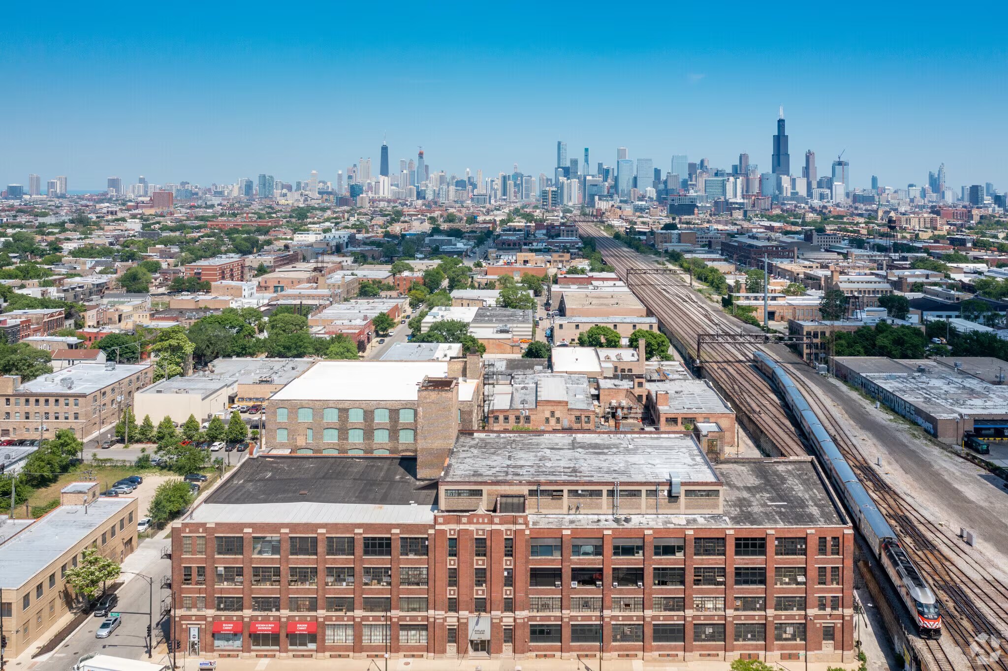 401-435 N Western Ave, Chicago, IL à vendre Photo de l’immeuble– Image 1 sur 17