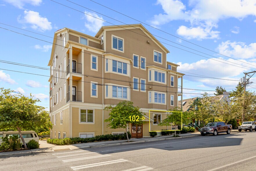 1215 Lawrence St, Port Townsend, WA à vendre - Photo de l’immeuble – Image 3 sur 4
