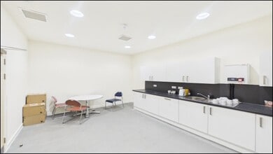 3 Calder St, Blantyre à louer Photo intérieure– Image 2 sur 5