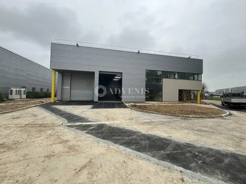 2 Rue Du Gué, Le Mesnil-Amelot à louer Photo de l’immeuble– Image 1 sur 2