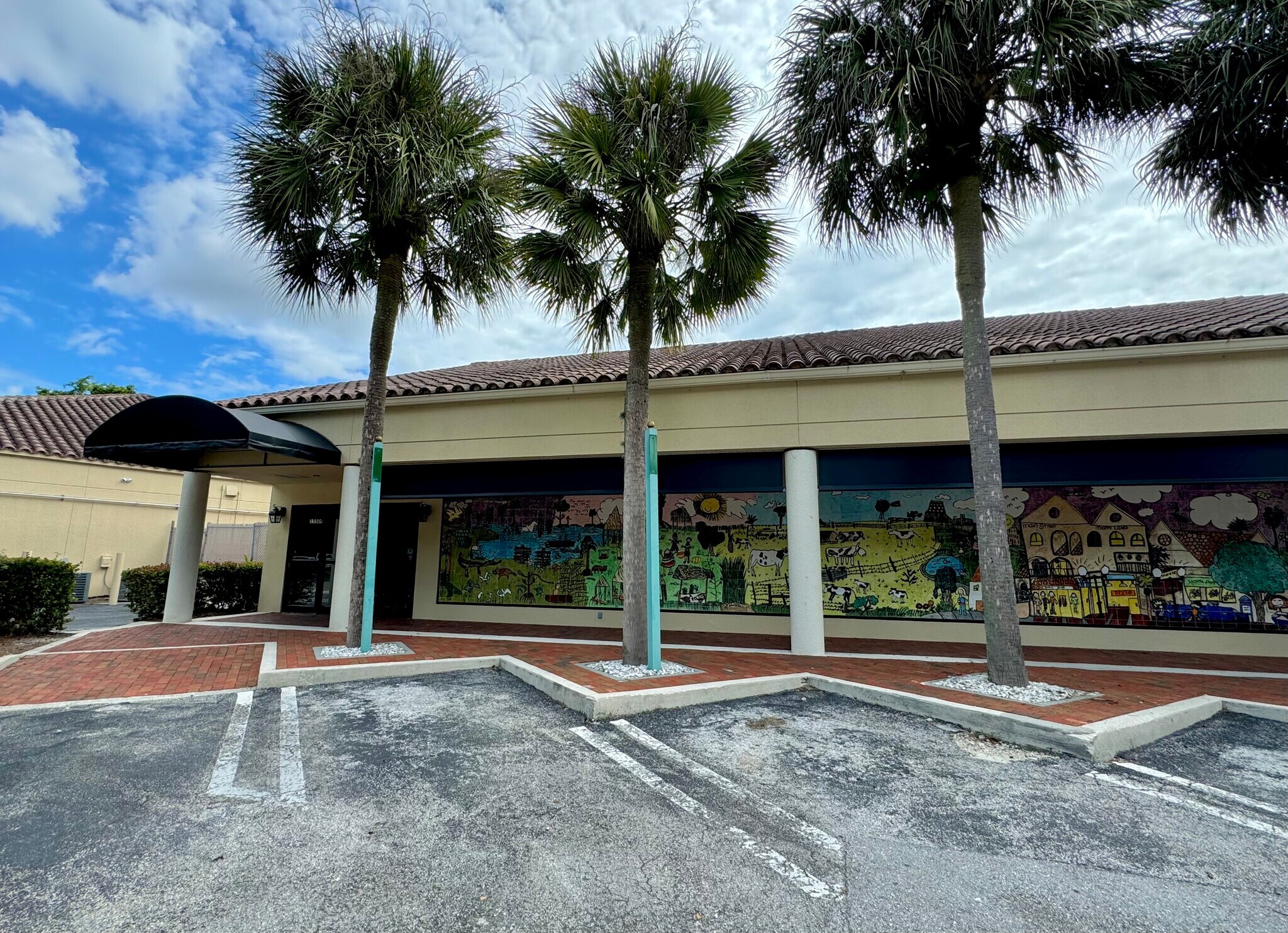 15503-15509 Bull Run Rd, Hialeah, FL à louer Photo de l’immeuble– Image 1 sur 5