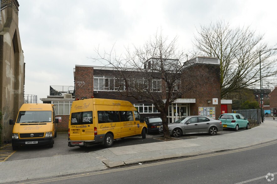 181 Mortimer Rd, Londres à louer - Photo principale – Image 1 sur 4