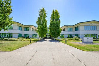 899 Adams St, Saint Helena, CA à louer Photo de l’immeuble– Image 2 sur 11