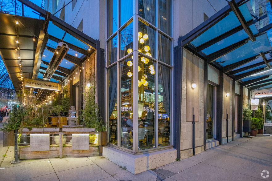 855 Homer St, Vancouver, BC à louer - Photo de l’immeuble – Image 2 sur 5