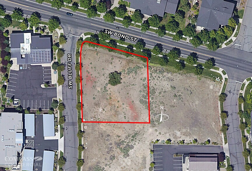 274 SW Bluff Dr, Bend, OR à vendre - Photo de l’immeuble – Image 2 sur 11