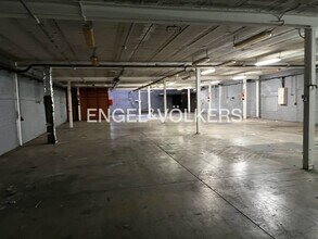 Industriel/Logistique dans Montcada i Reixac, Barcelona à louer Photo intérieure– Image 1 sur 2