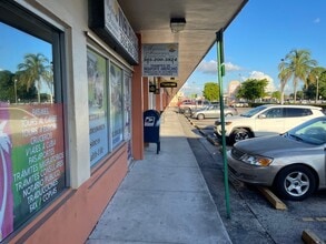 600-604 E 9th St, Hialeah, FL à louer Photo intérieure– Image 2 sur 5