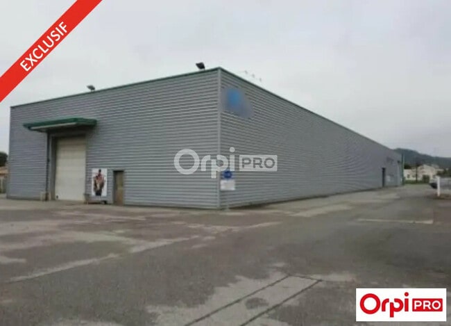 Plus de détails pour Local d'activités à louer