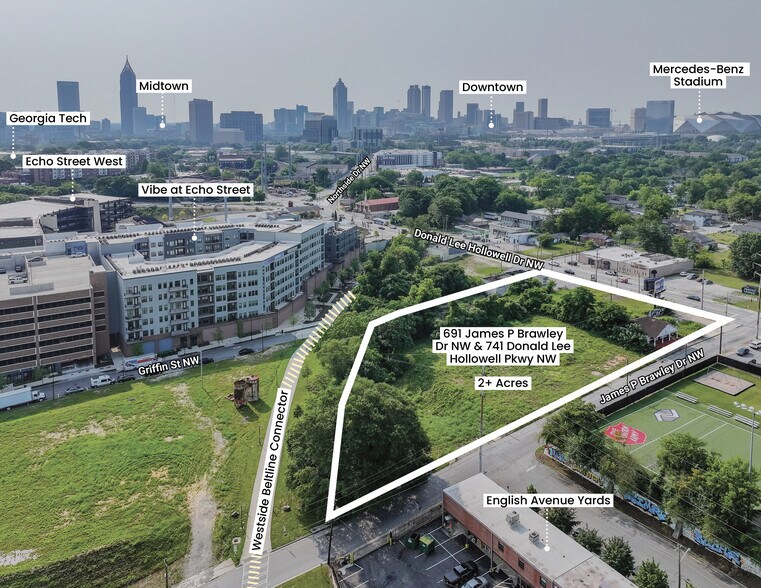 741 Donald Lee Hollowell Pky NW, Atlanta, GA à vendre - Photo de l’immeuble – Image 1 sur 5