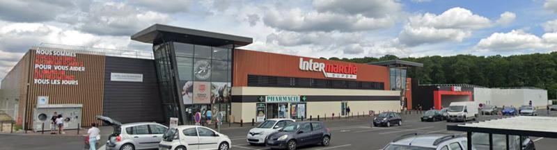 Local commercial dans Vierzon à louer - Photo de l’immeuble – Image 1 sur 2