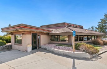 3609 E Lincolnway, Cheyenne, WY à vendre Photo intérieure– Image 2 sur 7