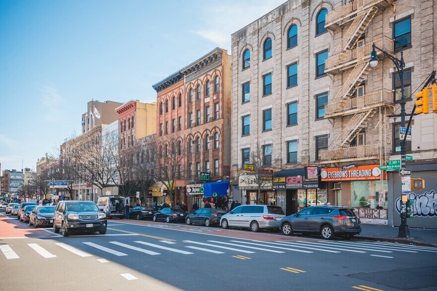 424 East 149Th Street, New York, NY à vendre - Photo de l’immeuble – Image 2 sur 6
