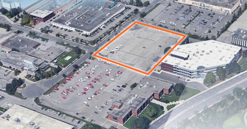 1450 Don Mills Rd, Toronto, ON à vendre Photo de l’immeuble– Image 1 sur 2