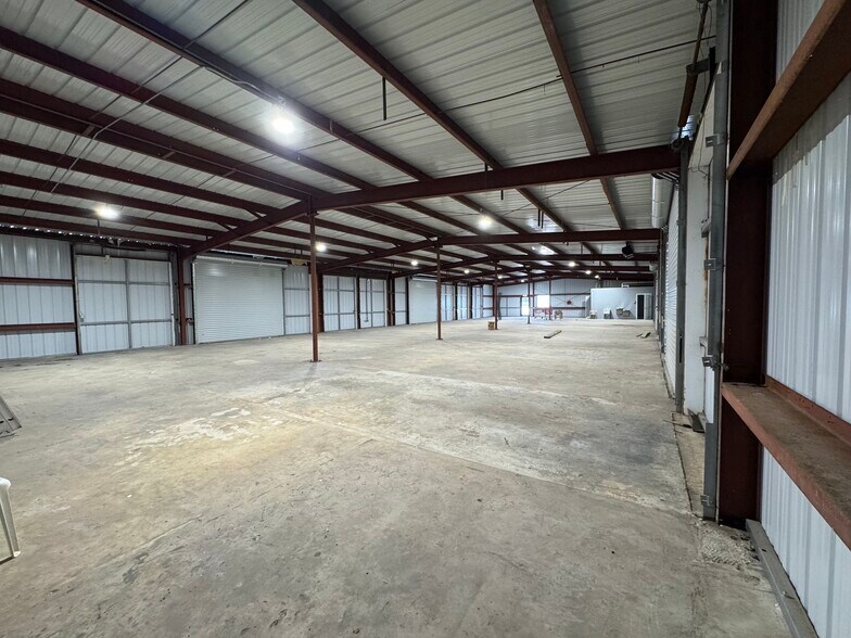 222 Industrial Loop, Orange Park, FL à louer - Photo de l’immeuble – Image 2 sur 7
