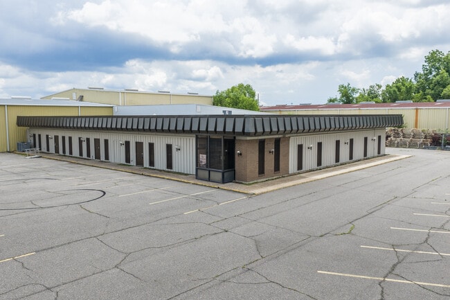 Plus de détails pour 2830 Breard St, Monroe, LA - Bureau aux enchères
